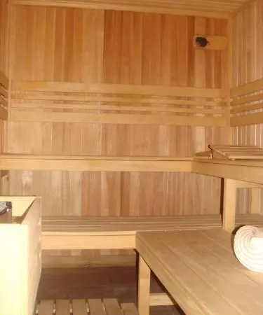 Hotel Hukvaldy *