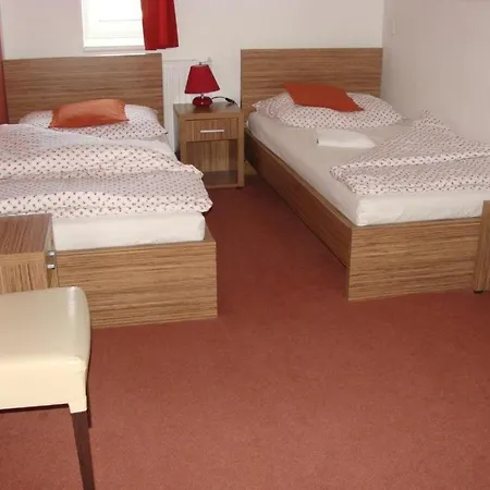 Hotel Hukvaldy Отель *